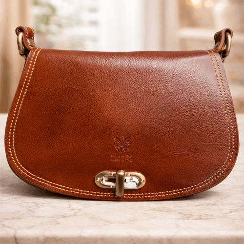 Cognac leather shoulder bag