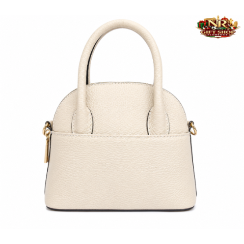 Elegante Borsa in Pelle Crema: Stile e Funzionalità a Solo 60€!