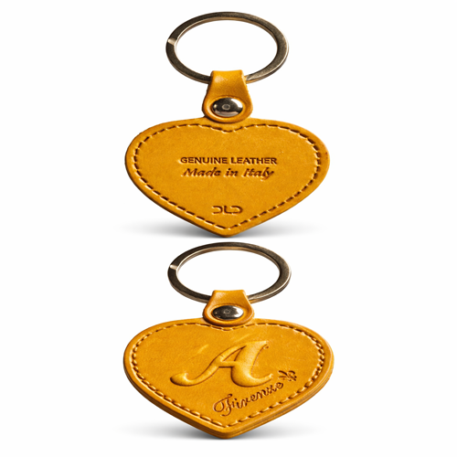 Portachiavi a Cuore in Pelle Italiana Giallo - Eleganza e Stile Unici!